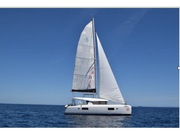 Photo #1 - Lagoon 42 (4+2)  A/C - WM- Gen (Lux) in  - 6086