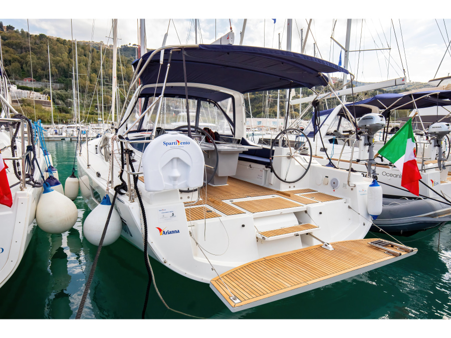 Photo #1 - Oceanis 41.1 (Arianna - Standard line) in Marina - 25296