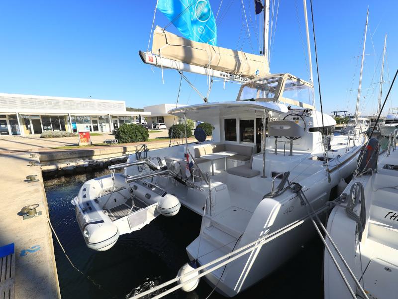 Photo #1 - Lagoon 40 (GIMME KISS) en D-Marin Dalmacija Marina - 25733