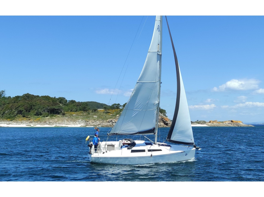 Photo #1 - Hanse 315 (Nautilus) in Monte Real Club de Yates de - 17110