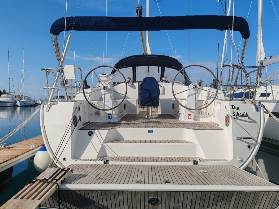 Photo #1 - Bavaria Cruiser 46 (Dia) en Marina - 14225