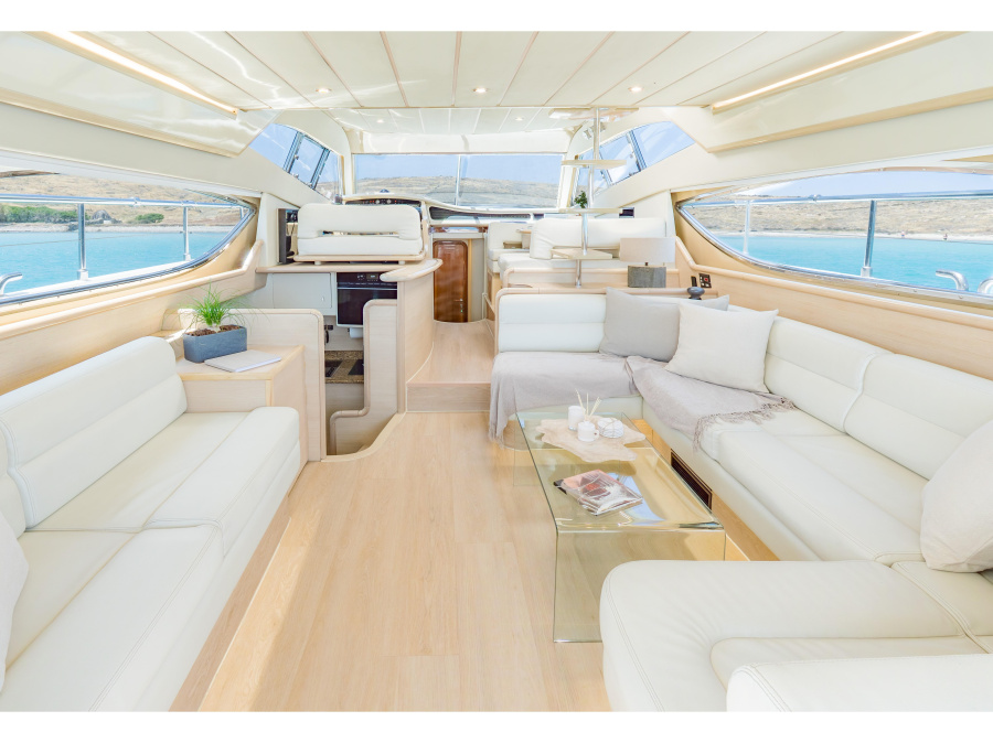 Interior image - 1