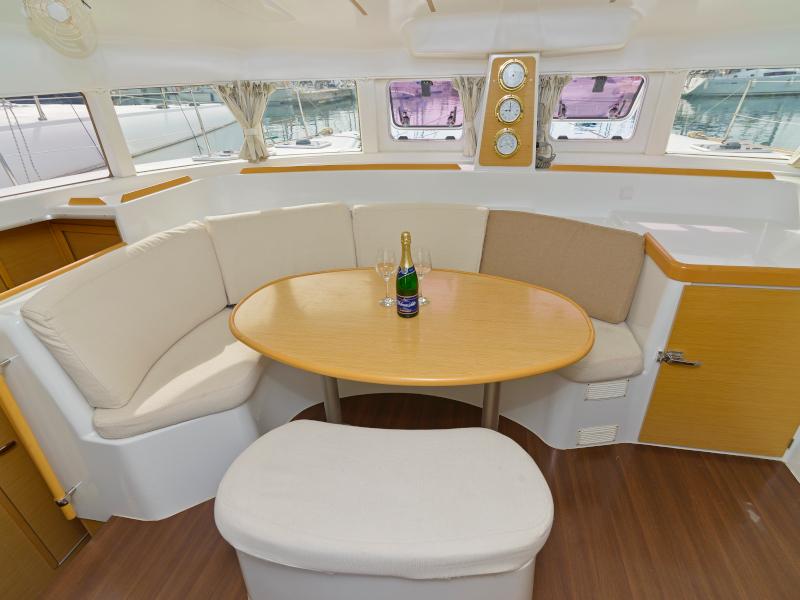 Interior image - 2