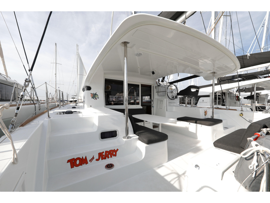 Photo #1 - Lagoon 40 (TOM & JERRY) in D-Marin Dalmacija Marina - 24452