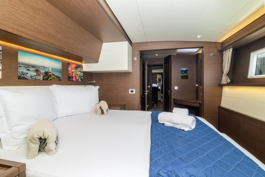 Big Mama (AC, WM, Generator, Inverter, Tender Lift) - 1