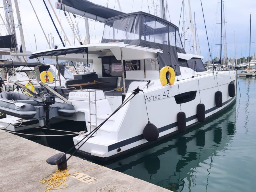 Photo #1 - Astréa 42 (Ooga Chaka) en D-Marin Marina Lefkas - 17990