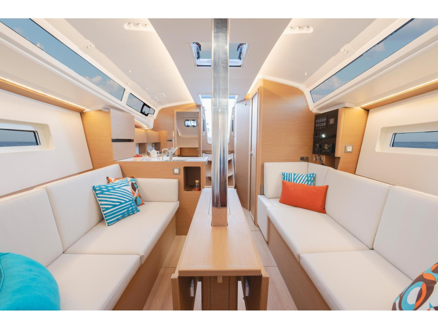 Interior image - 1