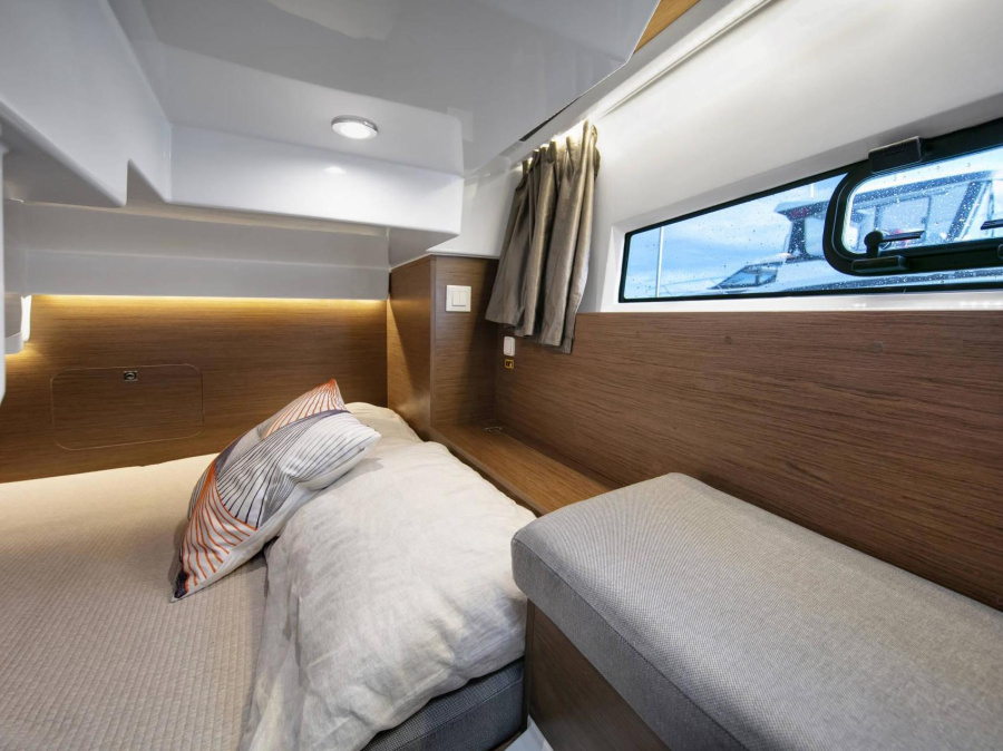 Interior image - 2