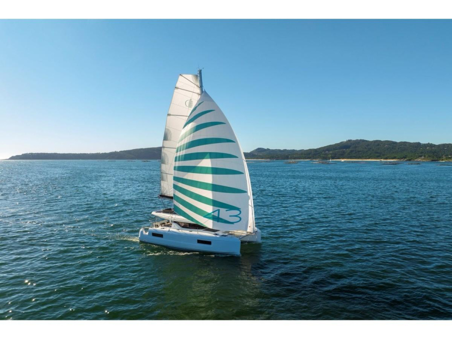 Photo #1 - Lagoon 43 (Folíe) en Marina - 64466