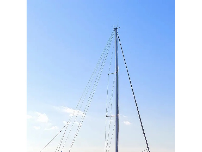 Main image - 0