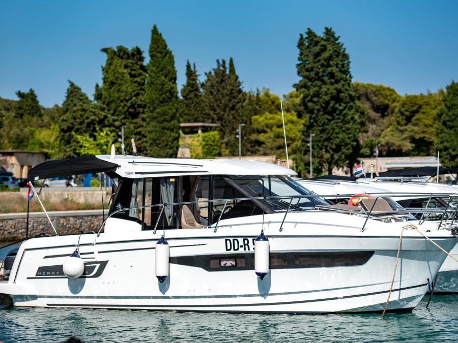 Photo #1 - Merry Fisher 895 (Leonie) in Marina Polesana - 18536