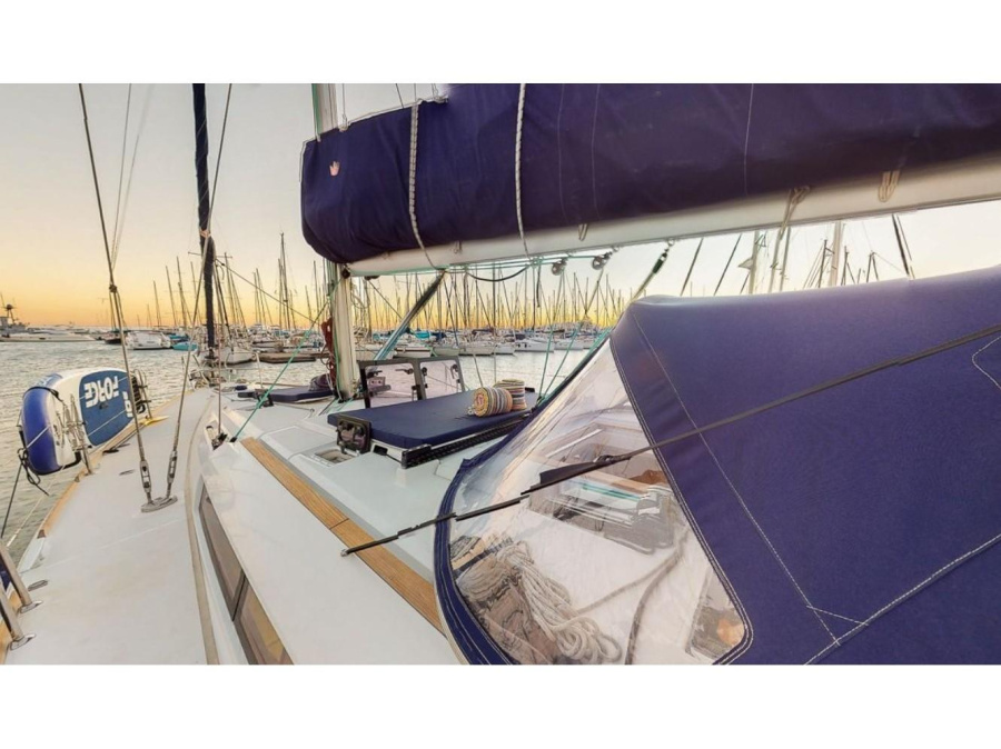 Photo #1 - Jeanneau 469 (Haidi) in Alimos Marina - 63153
