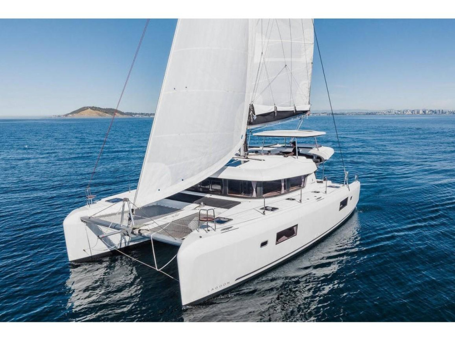Photo #1 - Lagoon 42 (All Blue I) in D-Marin Marina Lefkas - 65264
