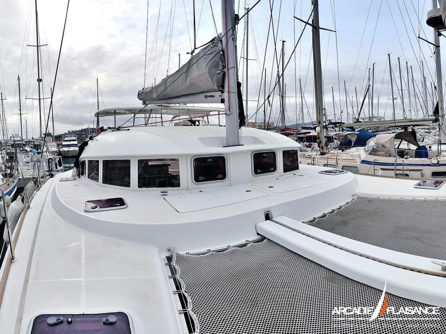 Photo #1 - Lagoon 380 (Double Bubble) in Les Marines de Cogolin - 15991