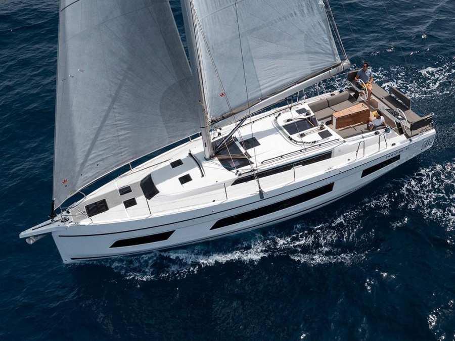 Photo #1 - Dufour 41 (Madona) in La Lonja Marina Charter - 65678