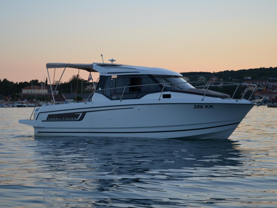 Photo #1 - Merry Fisher 795 (MF 795) in Marina Punat - 19738