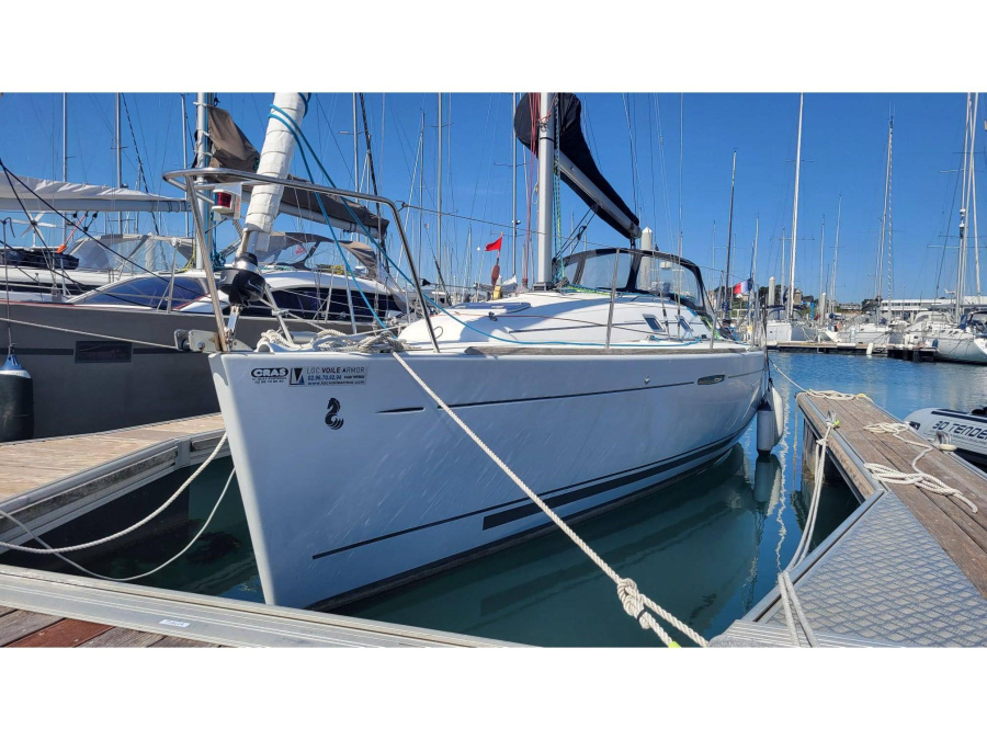Photo #1 - First 31.7 (Tiaga) in Port d'Armor - 22827