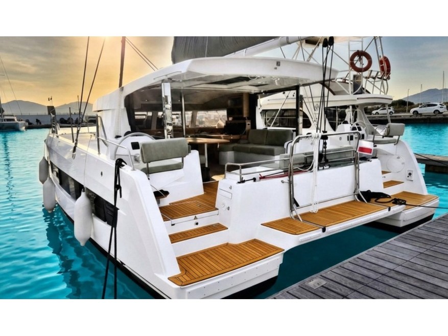 Photo #1 - Bali Catsmart (Baby Blue) в Marigot Bay - 67980