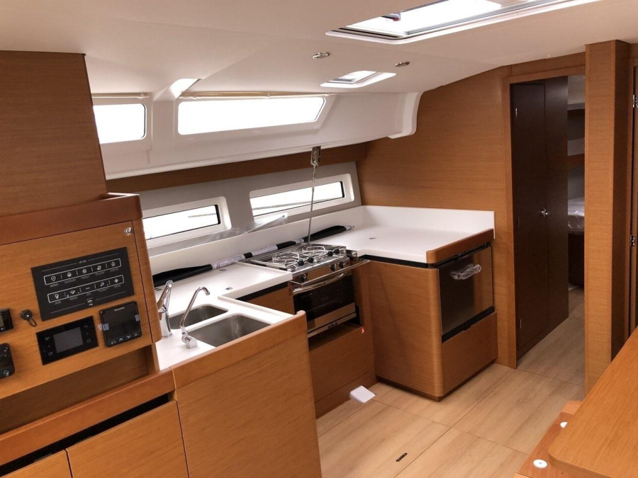 Interior image - 1