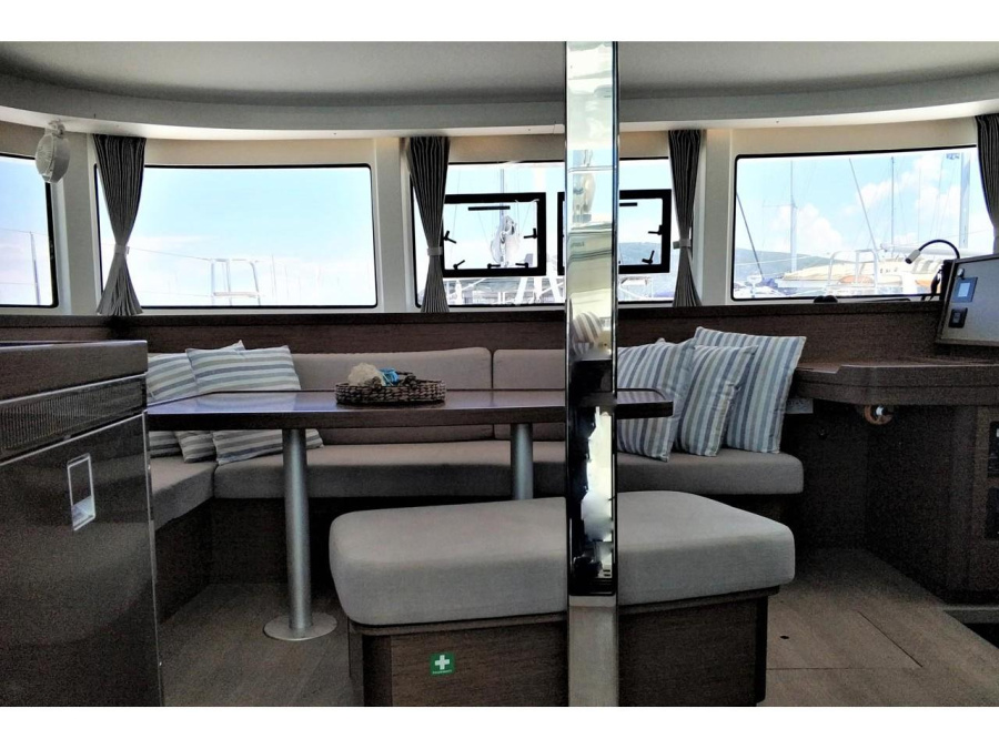 Interior image - 2