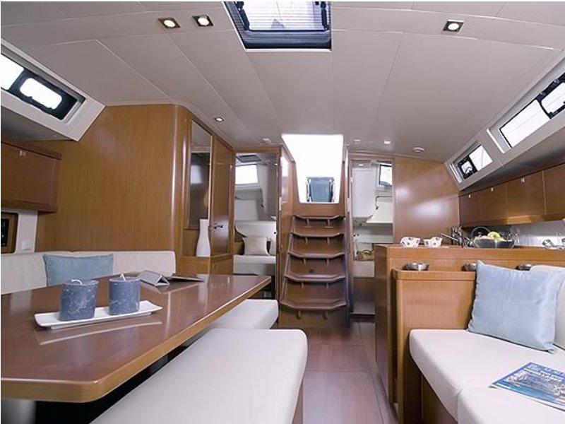 Interior image - 1