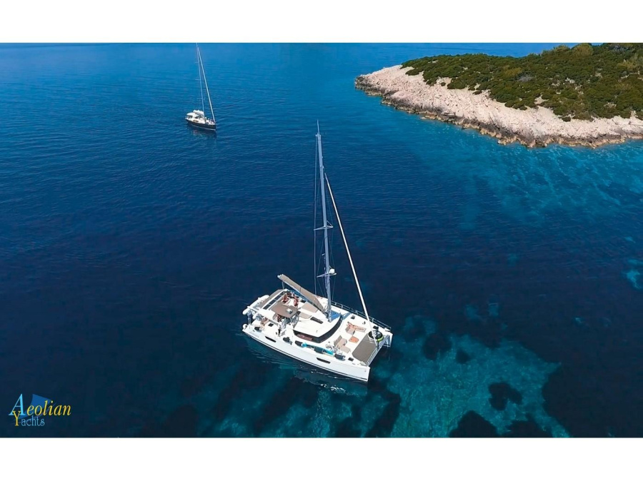 Photo #1 - Lagoon 50 (Aeolian Myth) in Marina - 8900
