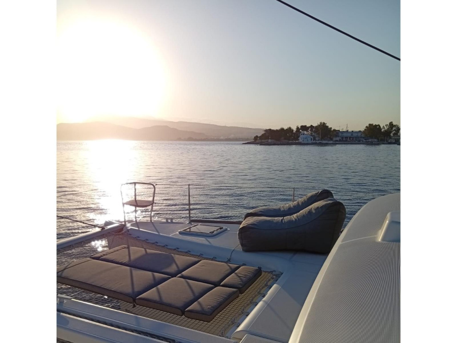 Photo #1 - Lagoon 400 S2 (Seaker) in Alimos Marina - 67970