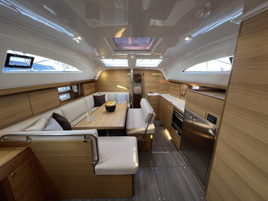 Interior image - 1