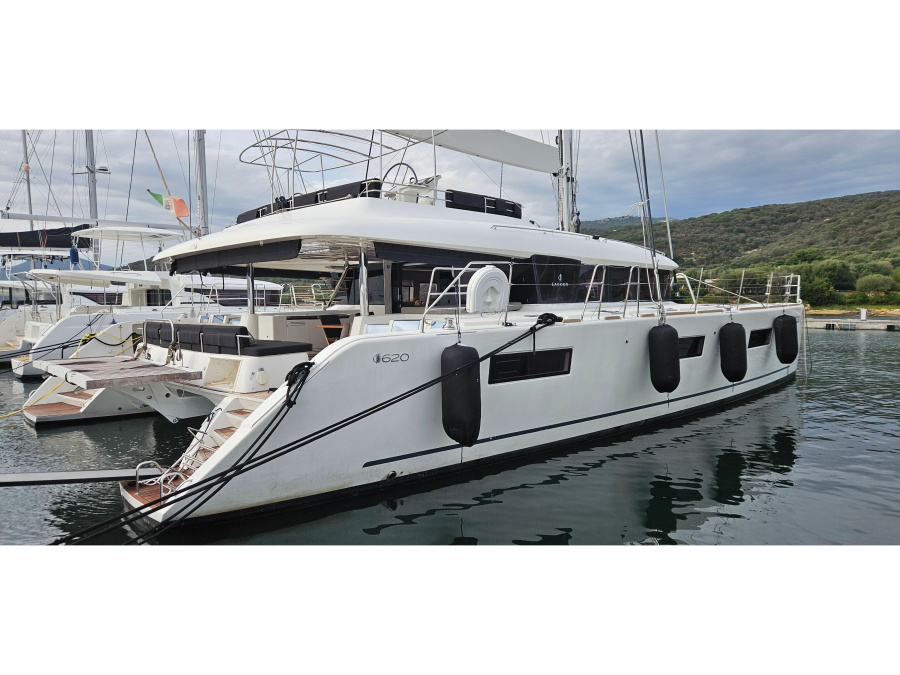 Photo #1 - Lagoon 620 (THE SUN) in Marina di - 67682