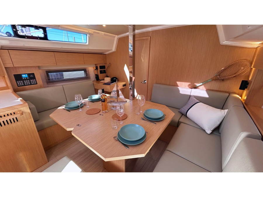 Photo #1 - Bavaria C42 (Ti Dodo IV) in Port Grimaud - 23644