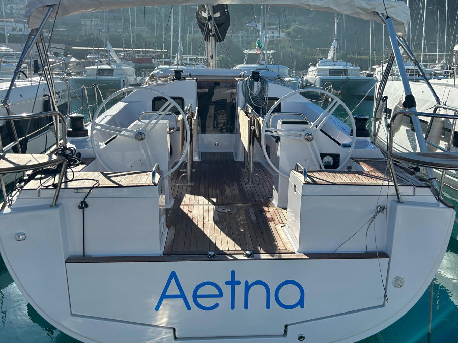 Photo #1 - Elan Impression 45.1 (Aetna) in Marina - 21125