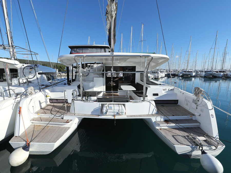 Photo #1 - Lagoon 42 (FAT CAT) in D-Marin Dalmacija Marina - 8459