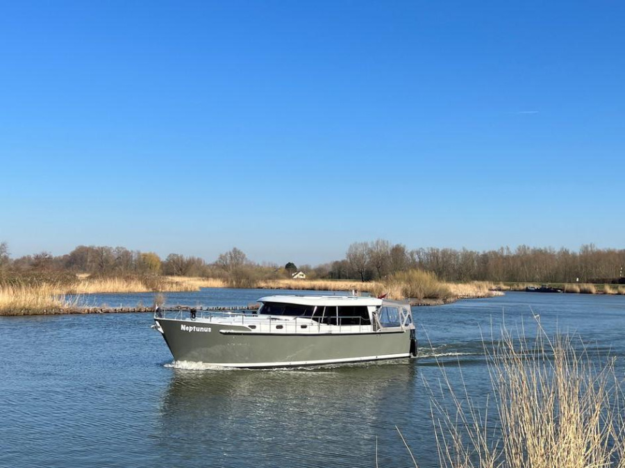 Photo #1 - Brandsma Luna 40 (Neptunus) in De Koornwaard - 21246