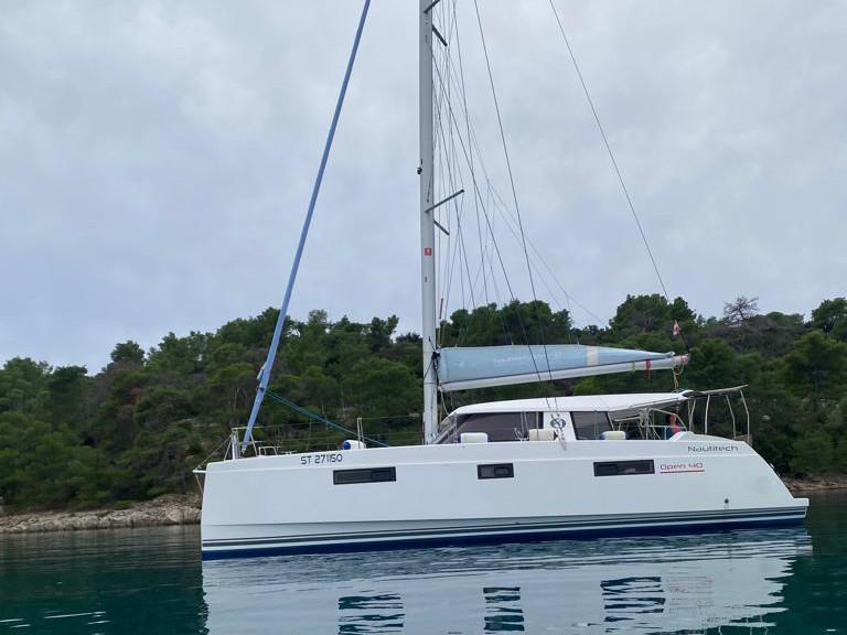 Photo #1 - Nautitech 40 Open (JANGADA) in Marina Kremik - 21268