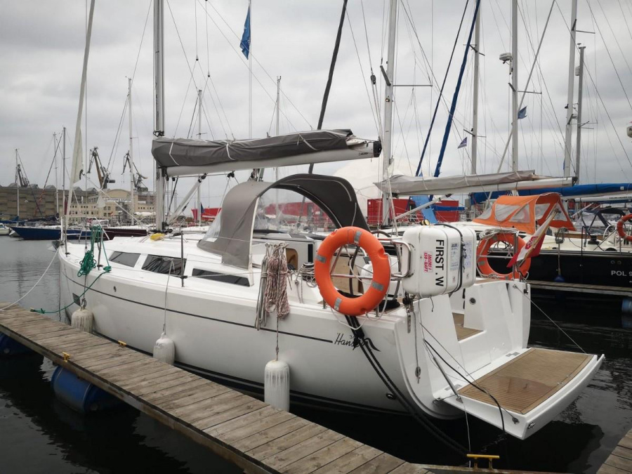 Photo #1 - Hanse 348 (First Wind) in Przystan Cesarska - 21934