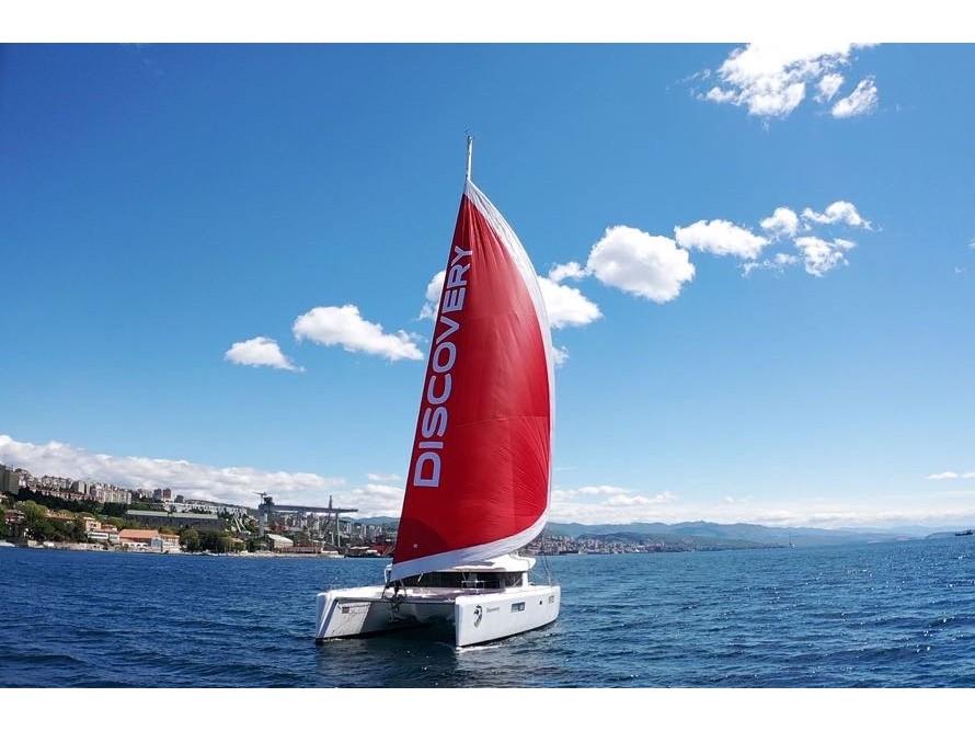 Photo #1 - Lagoon 52F (DISCOVERY I) in Agana - 20389