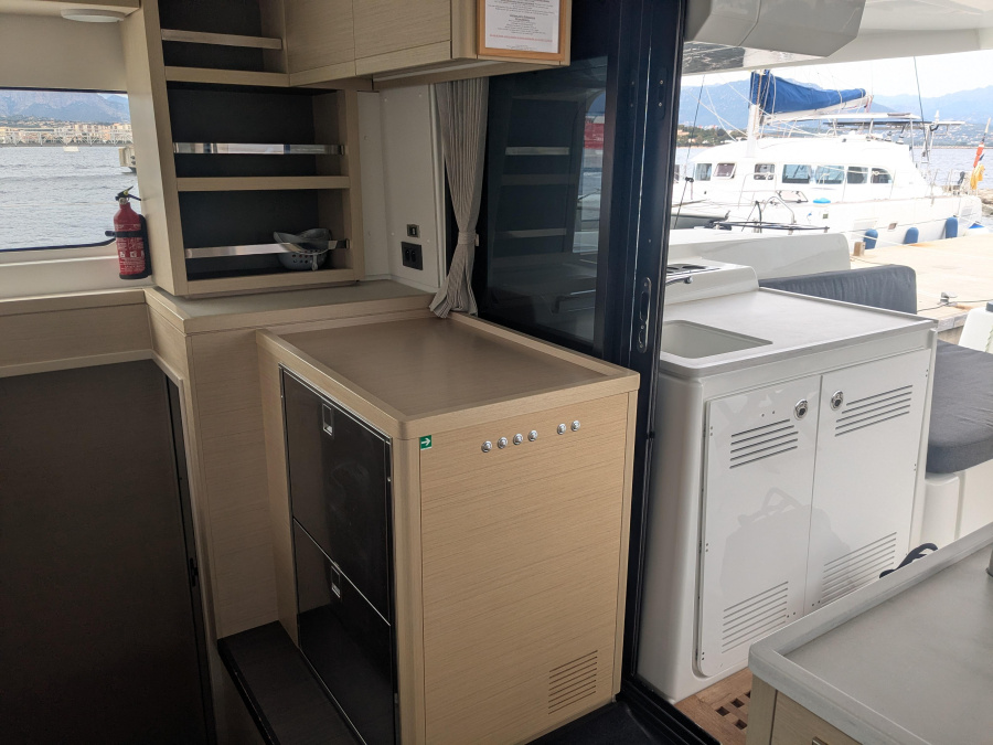 Theloulisa - 1