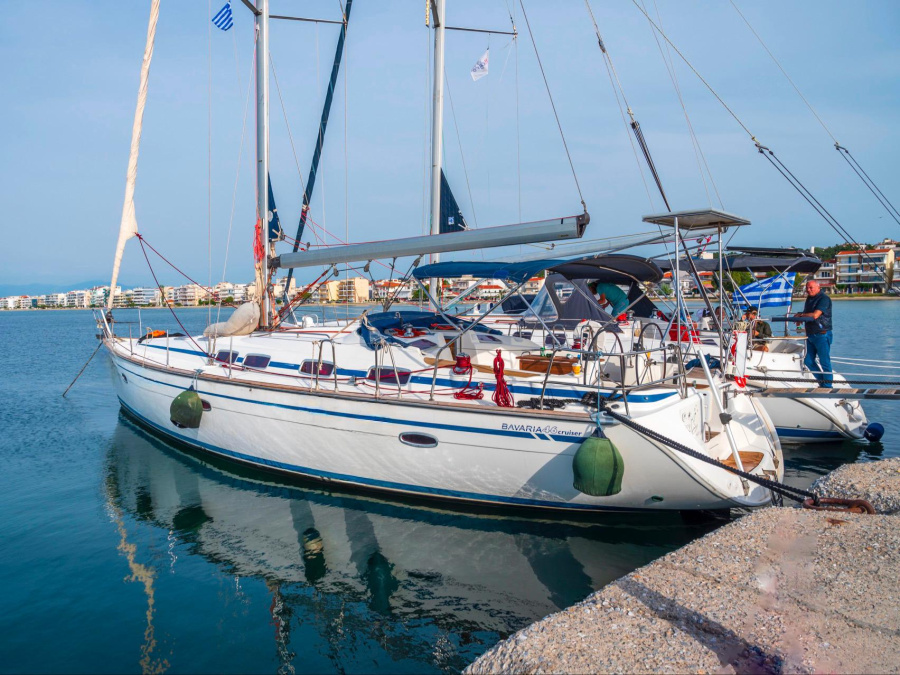 Photo #1 - Bavaria 46 Cruiser (Fox) en Marina - 61045