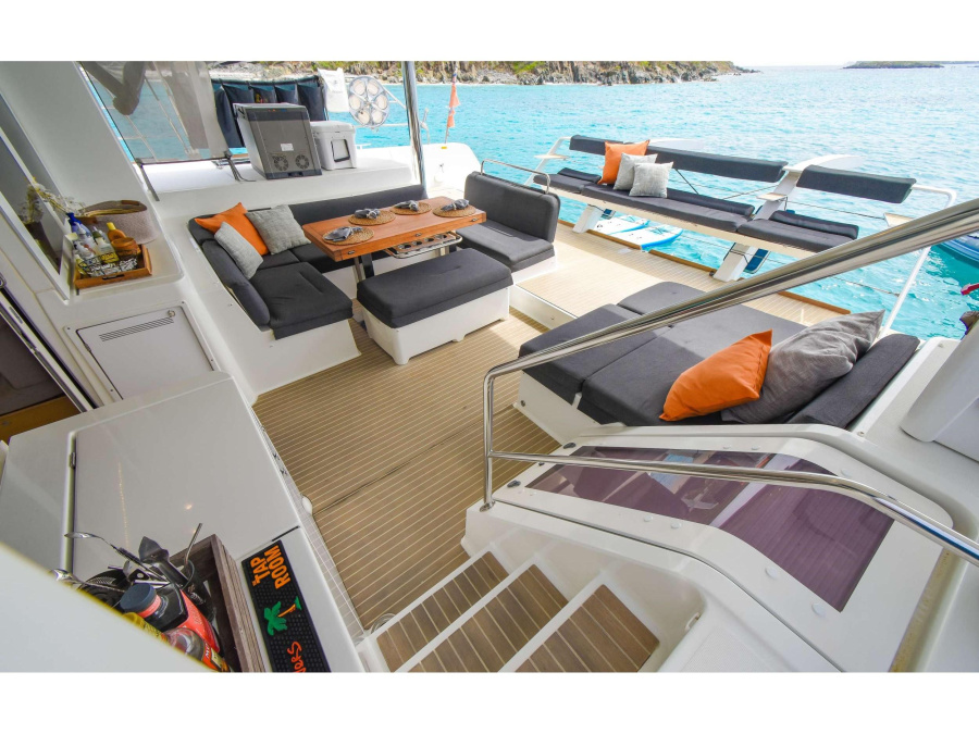 Photo #1 - Lagoon 52F (Qui Cherie) en Marina - 21346