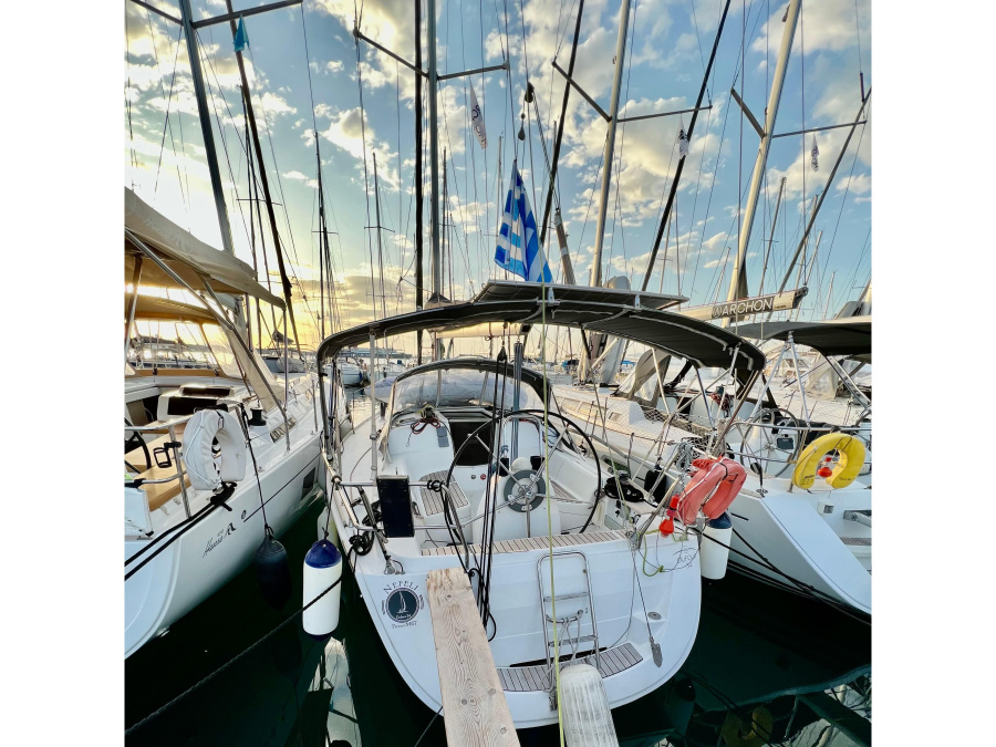 Photo #1 - Dufour 34 (Nefeli) in Rhodes Marina - 16494