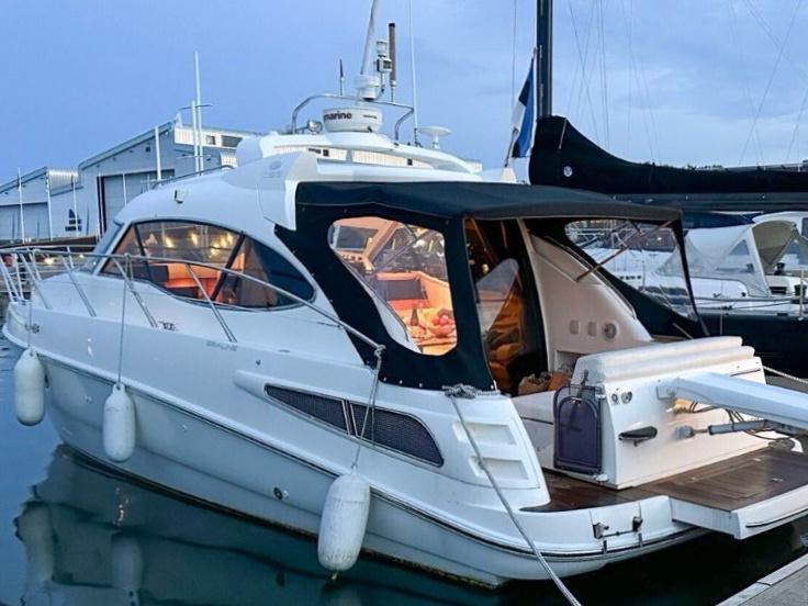 Photo #1 - Sealine C390 (La Mouette) in Port de Garavan - 22406