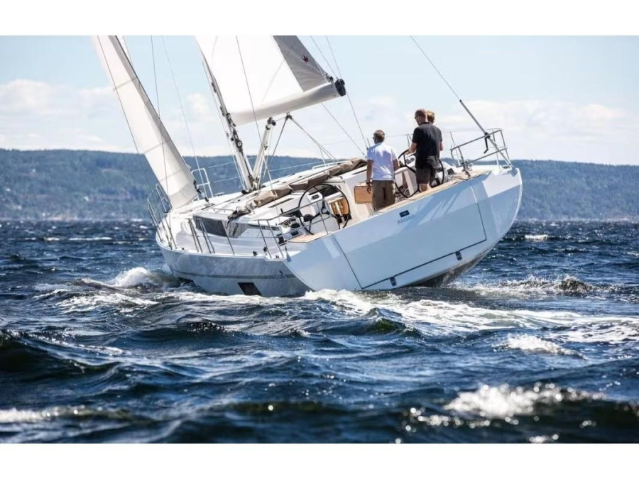 Photo #1 - Bavaria C45 (NUESTRA EMILIA) en Marina - 23462