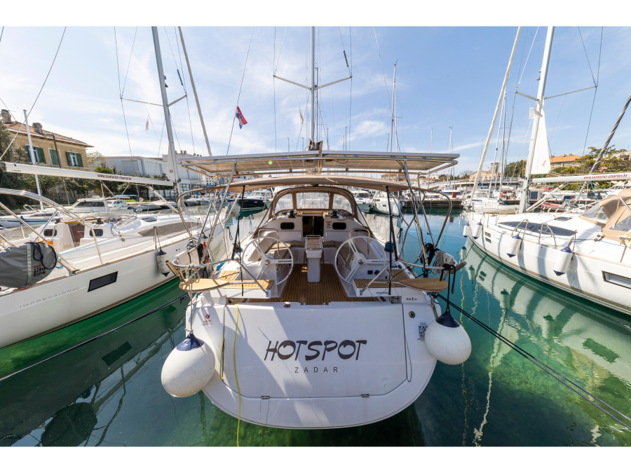 Photo #1 - Elan 45 Impression - with AC (Hotspot  - AC) in Marina - 9017