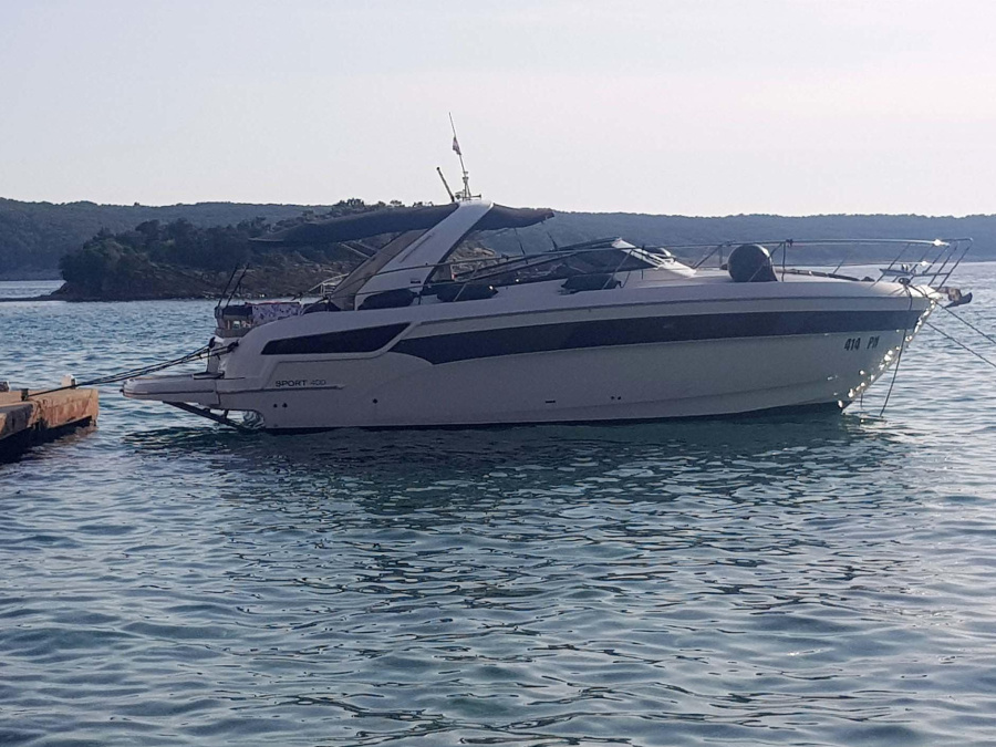 Photo #1 - Bavaria Sport 400 (Rhea) in Marina Punat - 22636