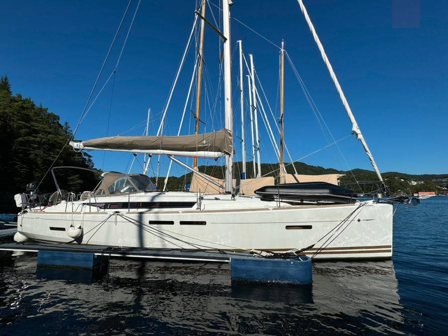 Photo #1 - Sun Odyssey 409 (ZikkZakk) in Hjellestad Marina - 22717