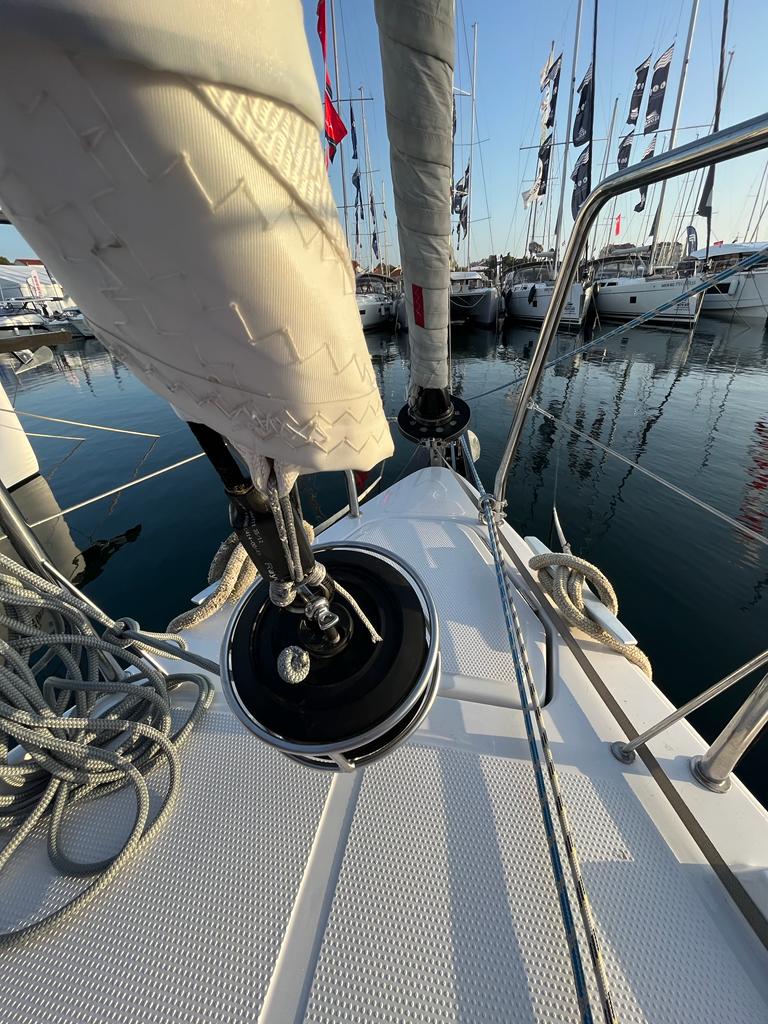 ULTRA FIRST - 1