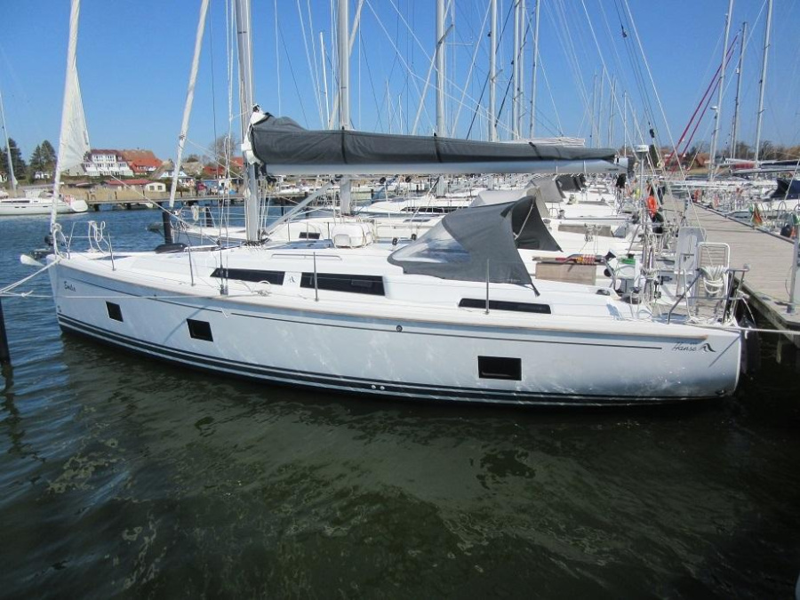 Photo #1 - Hanse 418 (no_name) in Göteborg City Marina - 64702