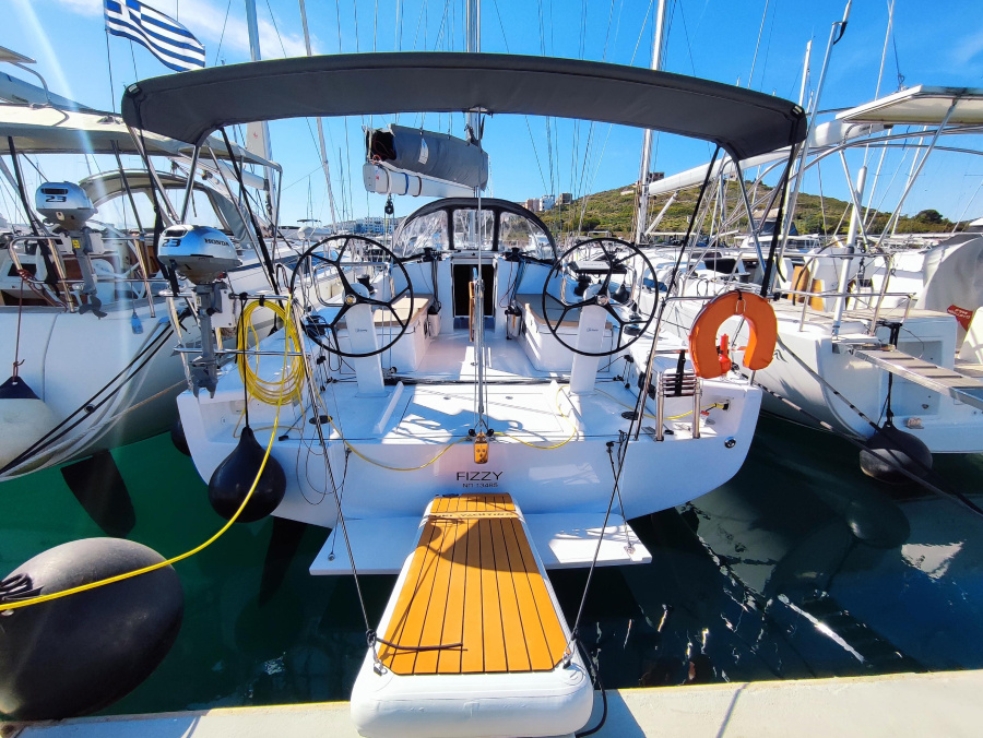 Photo #1 - First 36 (Fizzy) in Olympic Marina - 20628