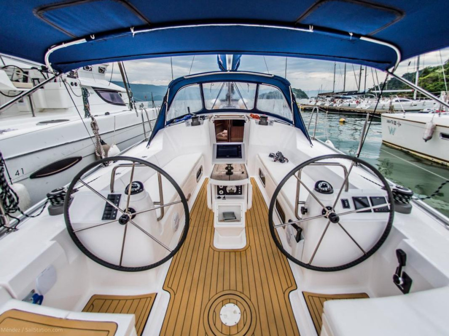 Photo #1 - Delta 41 (PURA VIDA) in Marina Farol de - 60914