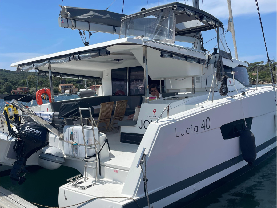 Photo #1 - Lucia 40_4 cabins (JOY) in Les Marines de Cogolin - 23573